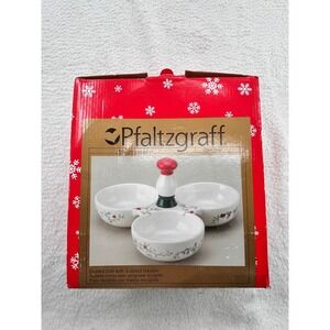Pfaltzgraff Winterberry Divided Dish Sculpted Handle 109-019-00 Christmas Holly